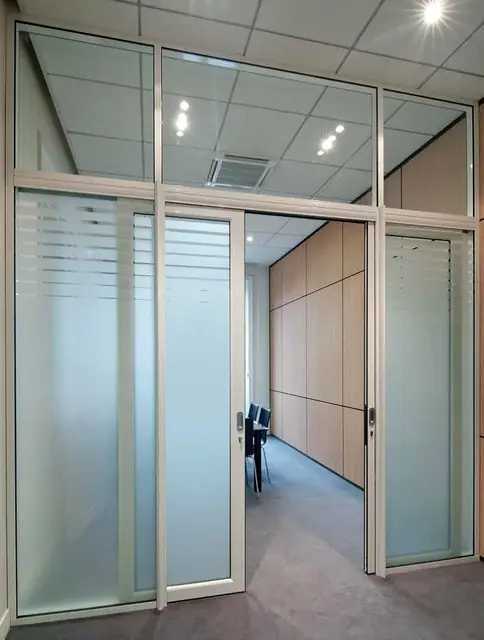 Frosted glass aluminium office cabin – Aluminium Office Cabin by Varnika Furnitures and Aluminium Works, Lucknow