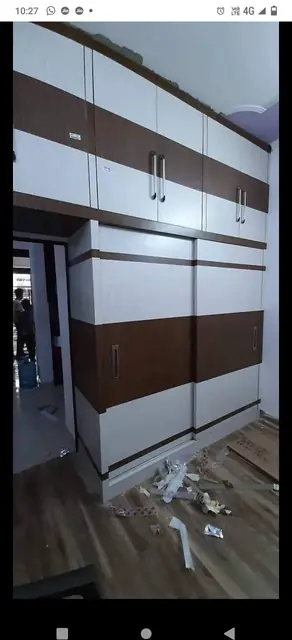 Two-tone sliding wardrobe – Wardrobe by Varnika Furnitures and Aluminium Works, Lucknow